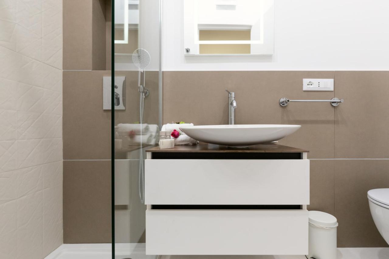 Buzzstays - Stylish Apartments Vatican Rome Downtown Zewnętrze zdjęcie